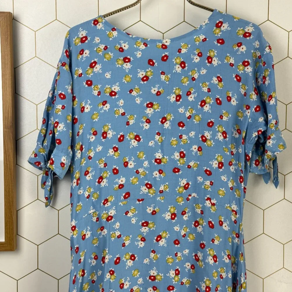Faithfull The Brand Light Blue Erin Floral Short Sleeve Midi Dress - Size - 6 - Picture 10 of 10